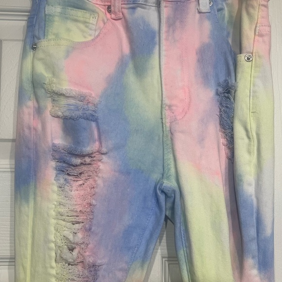 Tie-Dye Distressed Women Jeans - Picture 4 of 7